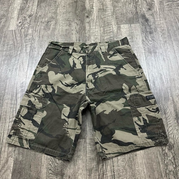 Wrangler Camo Baggy Cargo Shorts - Picture 1 of 7